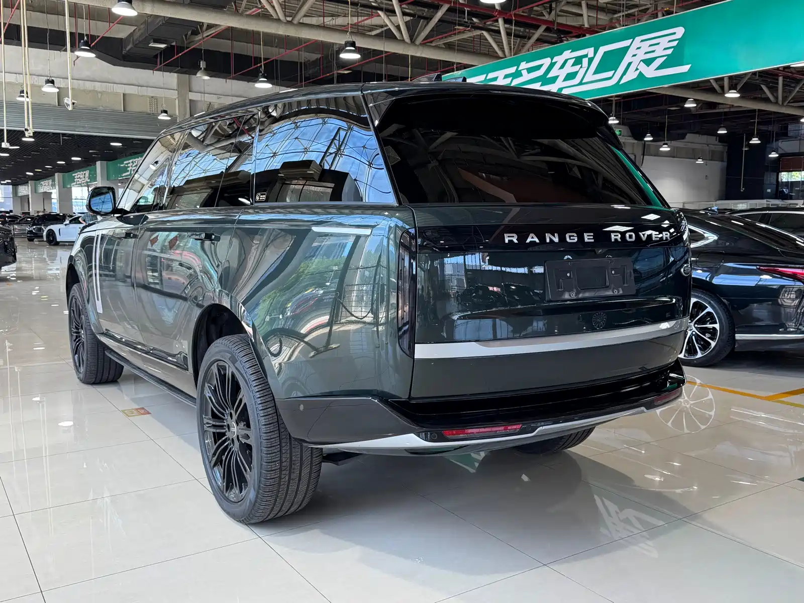 Фото 9 - Land Rover Range Rover