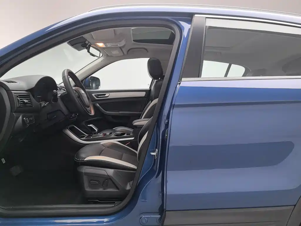 Qoros 5 2020 2019 Qoros 5S 1.6TGDI Premium
