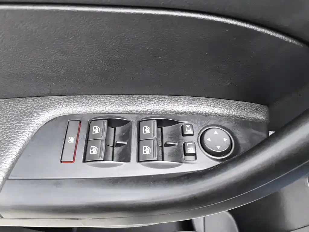 Qoros 5 2020 2019 Qoros 5S 1.6TGDI Premium