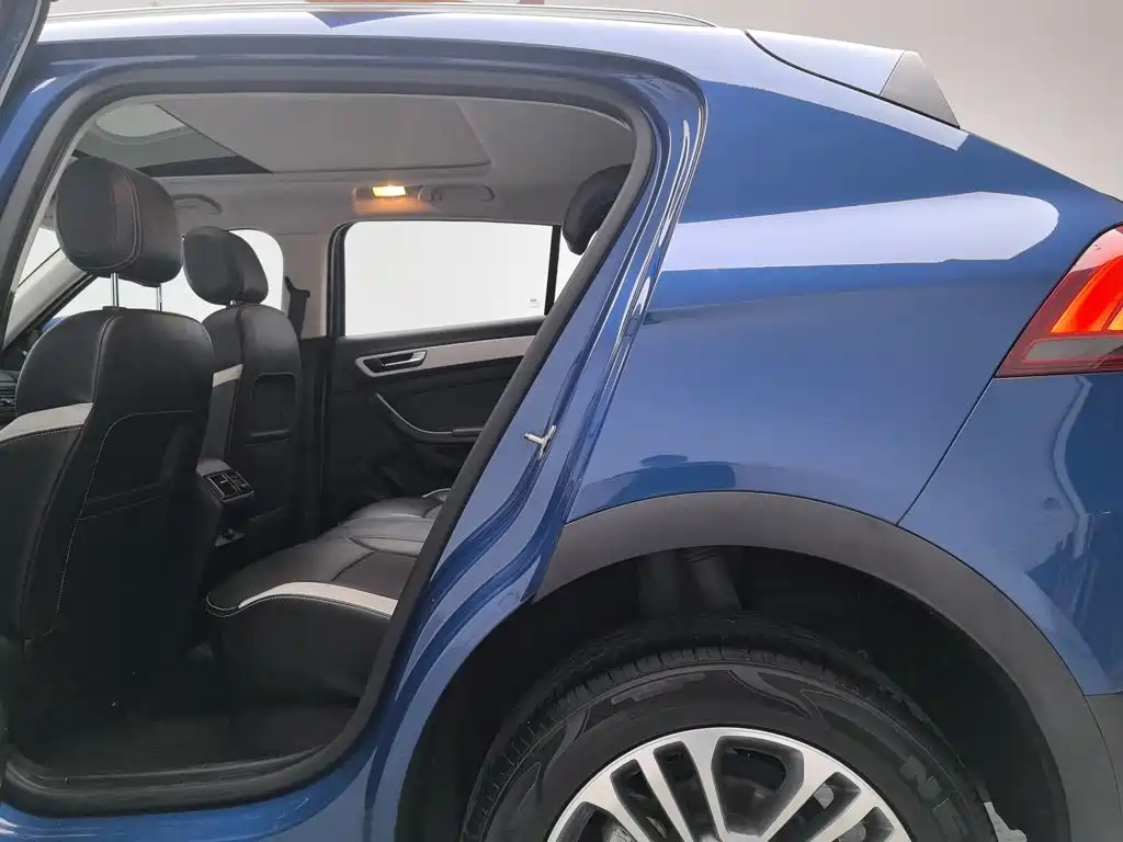 Qoros 5 2020 2019 Qoros 5S 1.6TGDI Premium