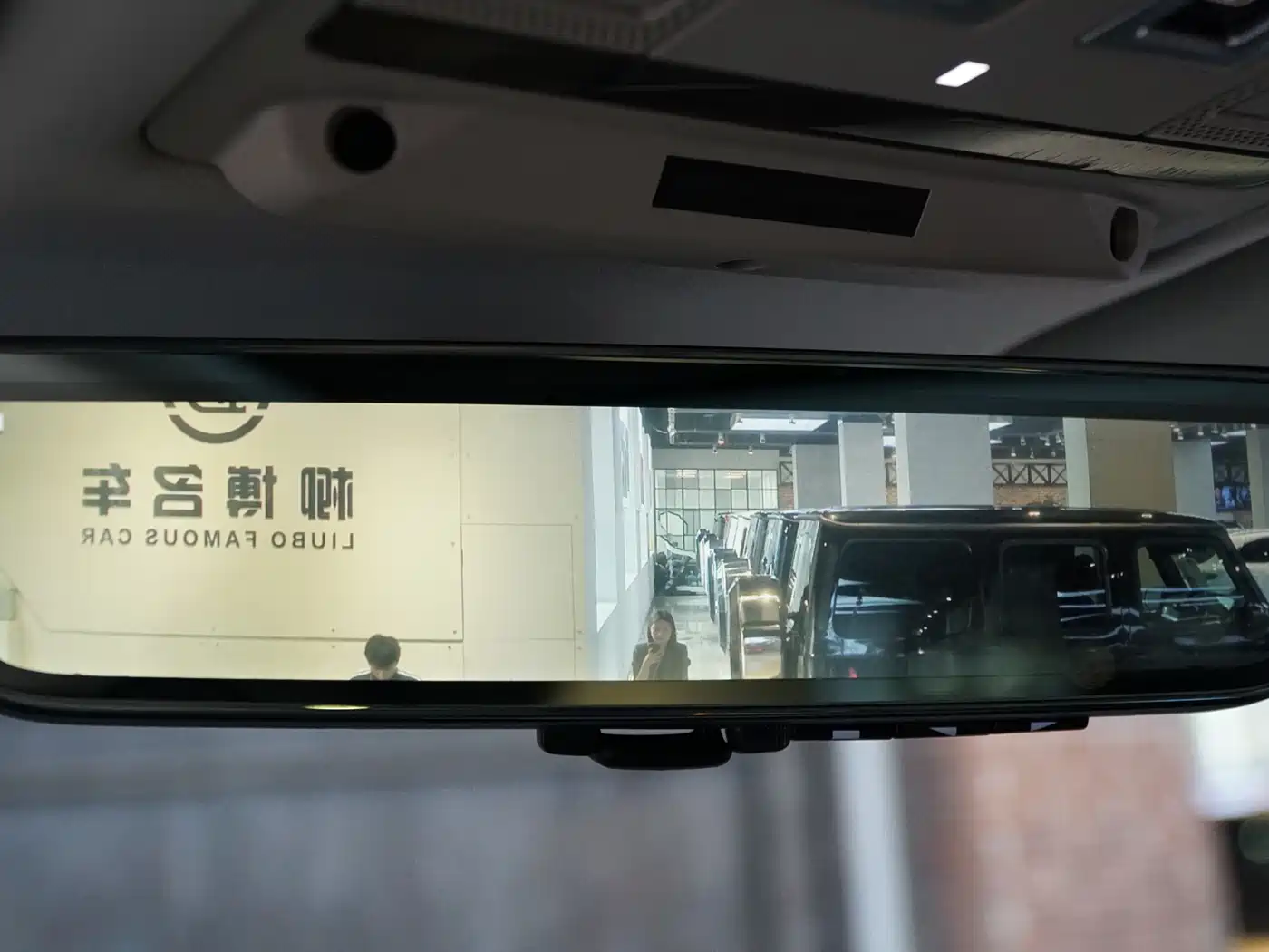Land Rover Defender 2020 Model 110 P400 HSE фото 14