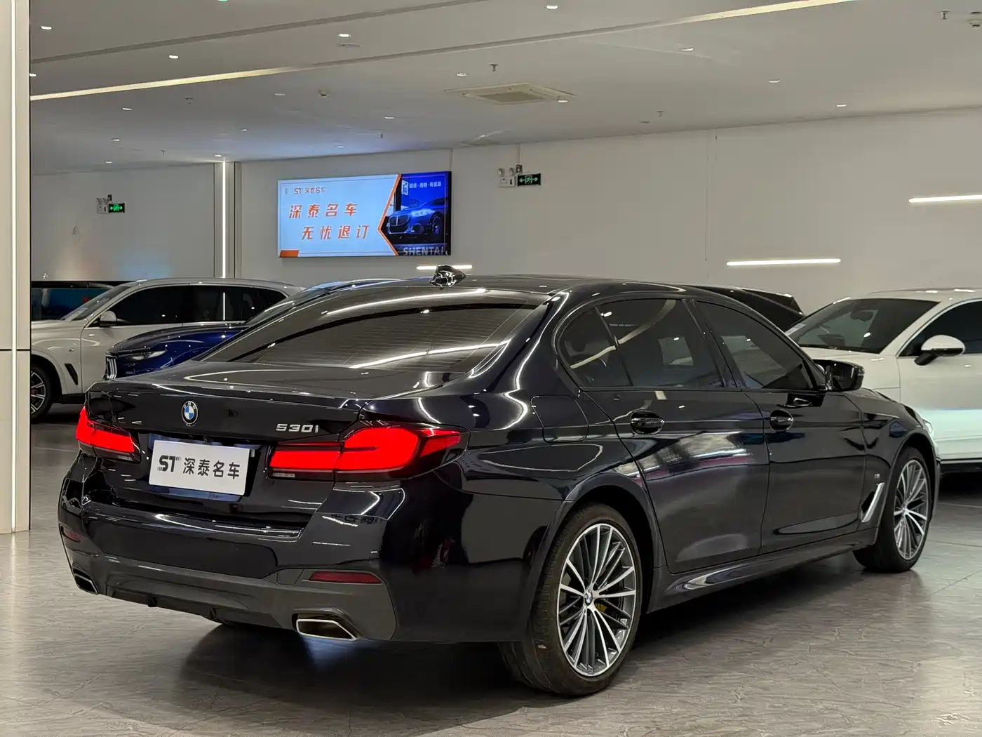 BMW 5-SERIES