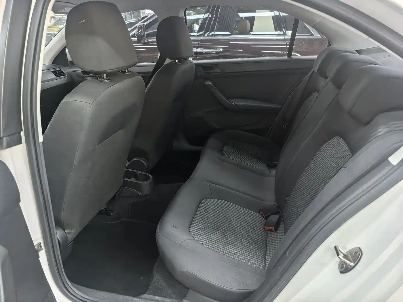 Volkswagen Santana 2016 1.6L Automatic Trend Edition фото 5