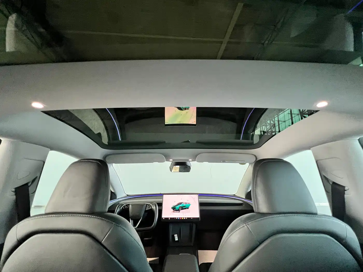 Фото 28 - Tesla Model 3