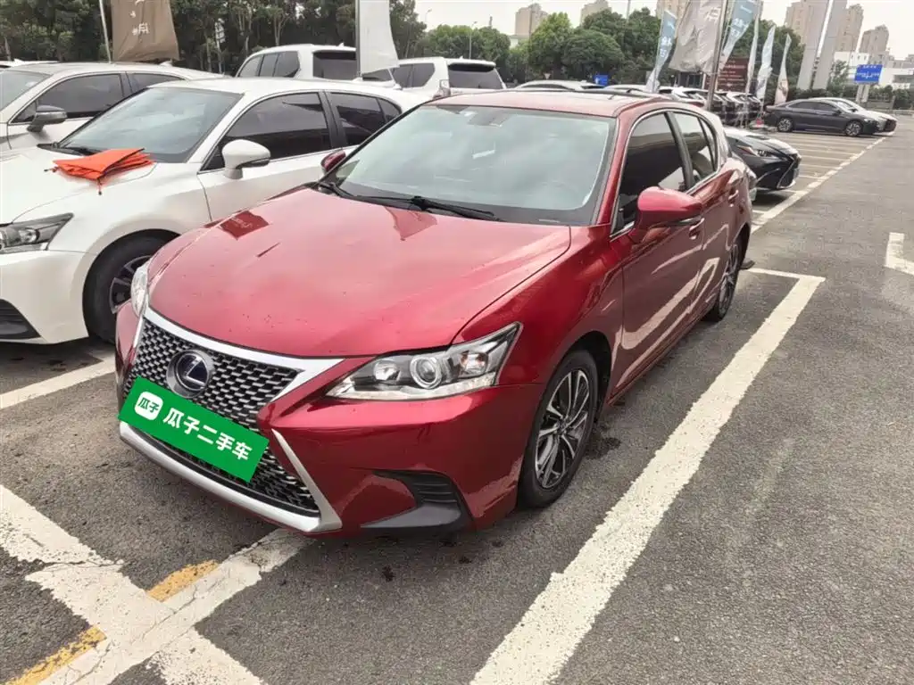 Lexus CT 2017 CT200h Comfort (Single Color, China V)