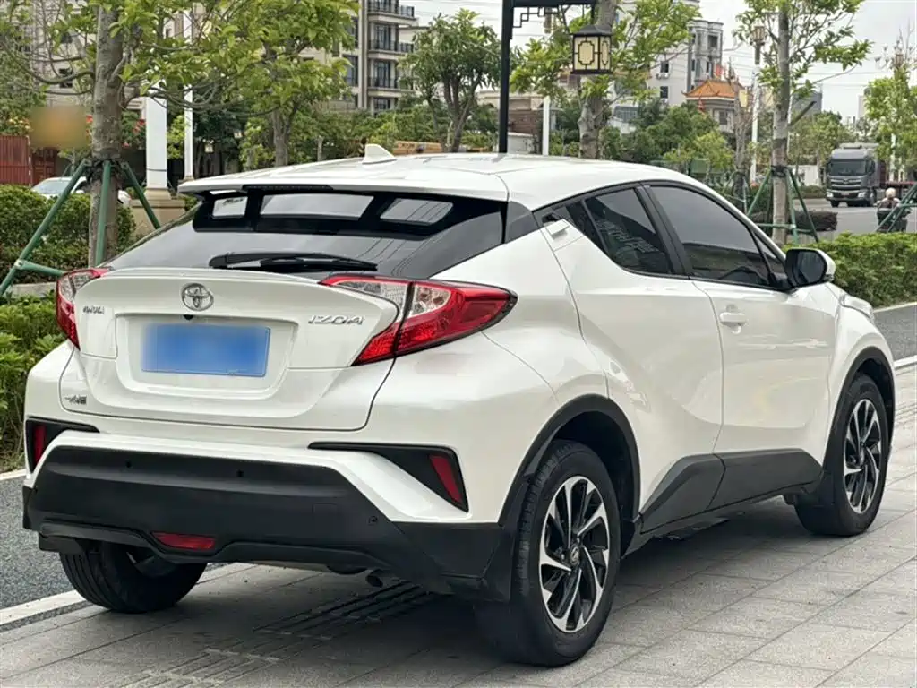 Toyota IZOA 2020 2.0L Yi Xiang Edition фото 7