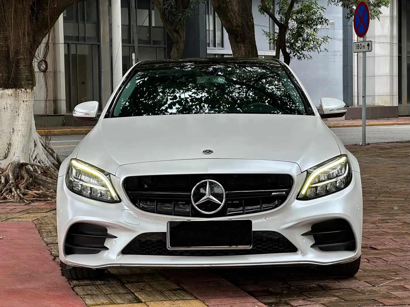 Mercedes-Benz C-Class 2019 C 260 L Sport фото 2