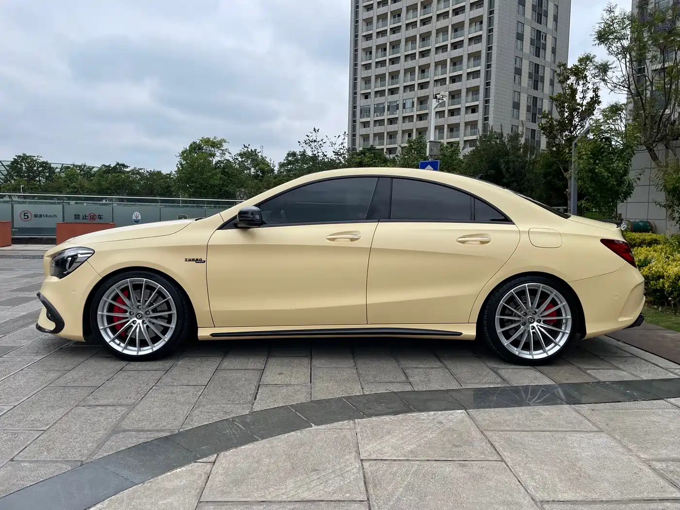 Mercedes-Benz CLA AMG 2017 Facelift AMG CLA 45 4MATIC фото 4