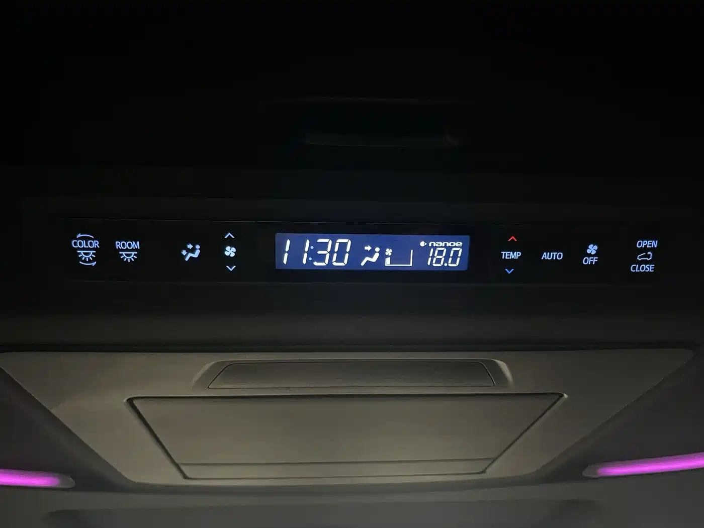 Toyota Alphard 2021 Hybrid 2.5L Premium фото 23