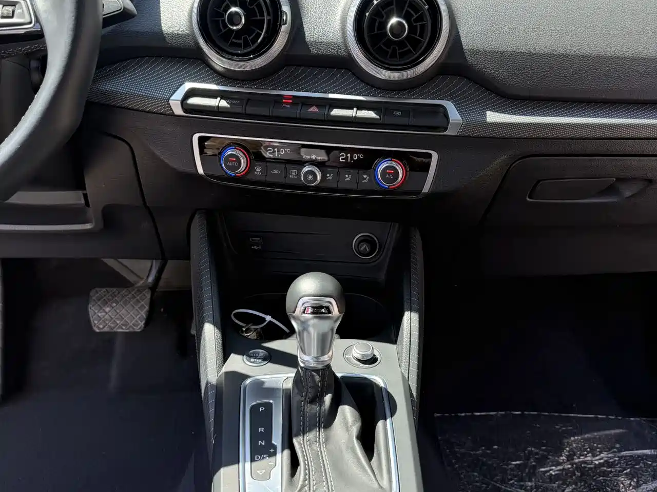 Audi Q2L 2022 35 TFSI Fashion Dynamic фото 7