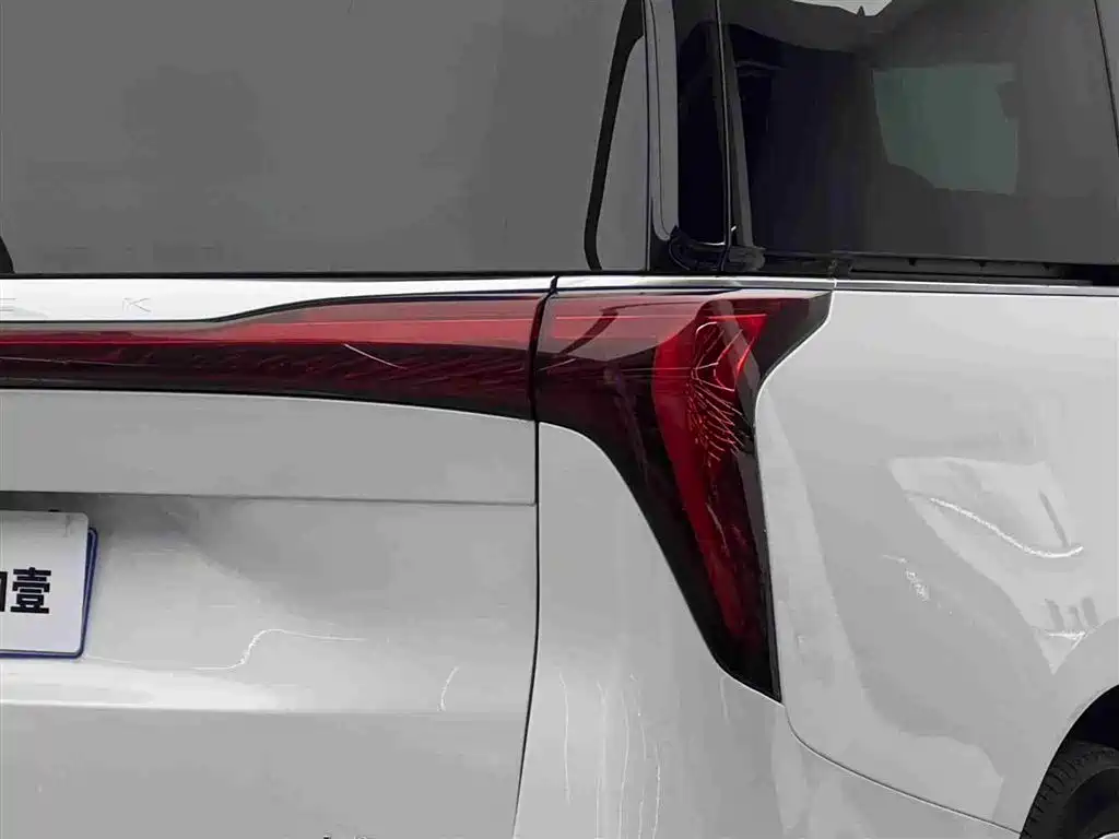 Buick Century 2025 2.0T 6-Seater World Edition фото 18