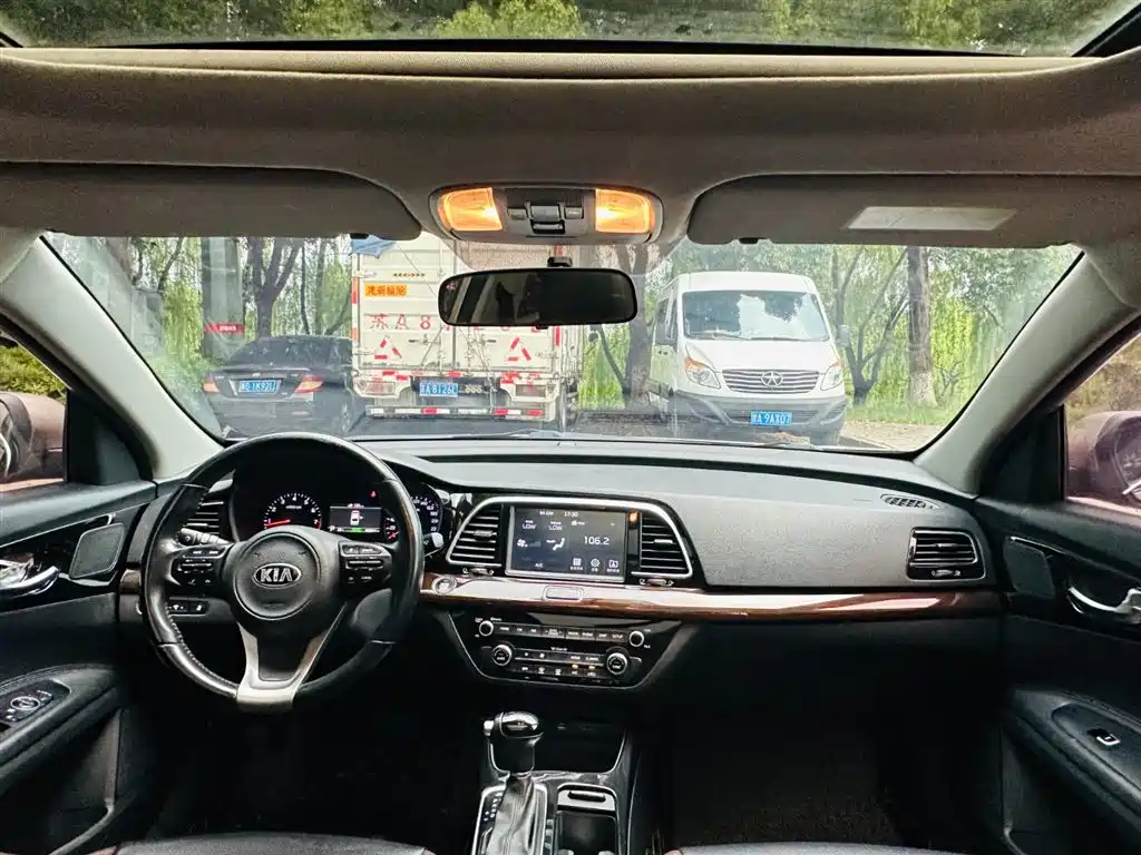 Kia Kaishen 2017 1.8L Automatic DLX фото 8