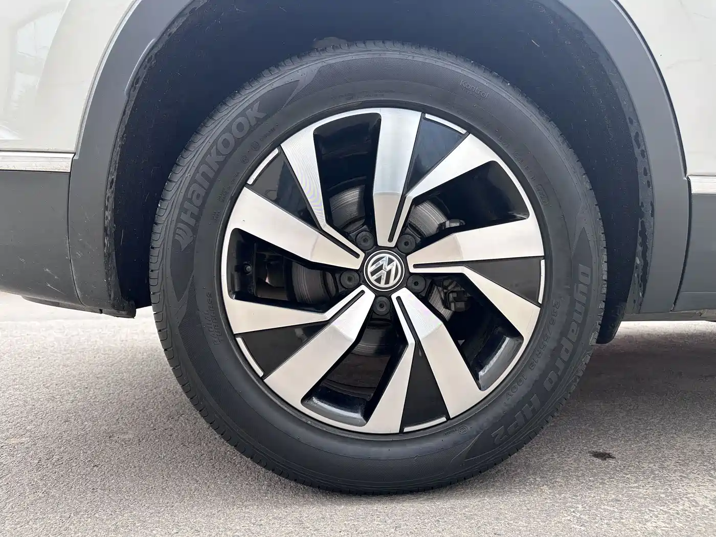 Volkswagen Tayron 2022 280TSI 2WD Luxury Smart Connect Edition фото 14