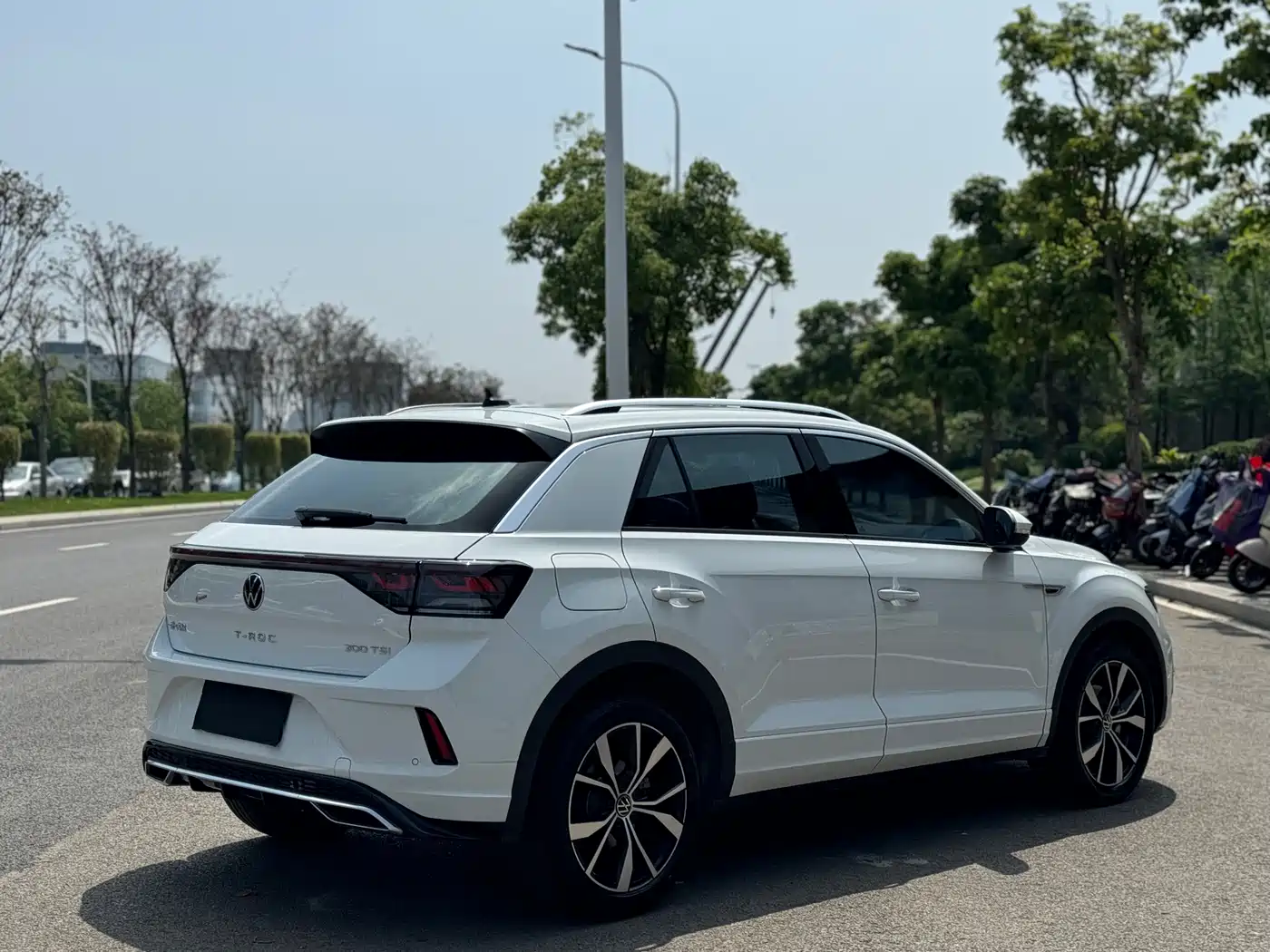 VOLKSWAGEN T-ROC EXPLORING SONGS