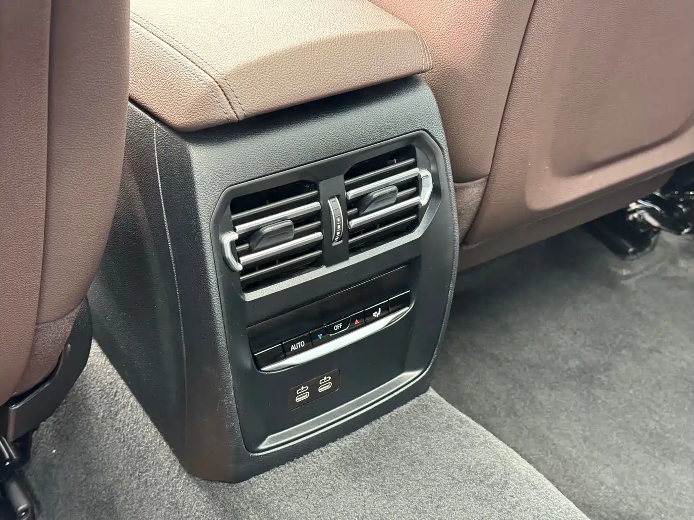 BMW 3 Series 2023 325Li M Sport Package фото 17