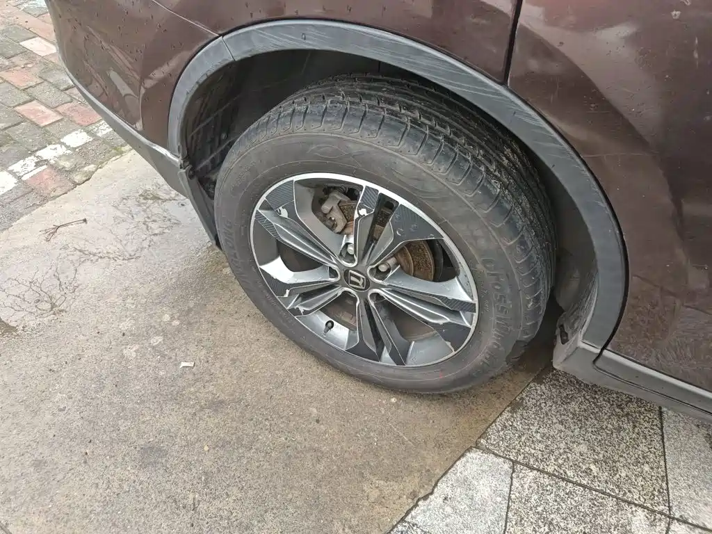 Luxgen U6 SUV 2016 2015 1.8T Fashion Upgrade