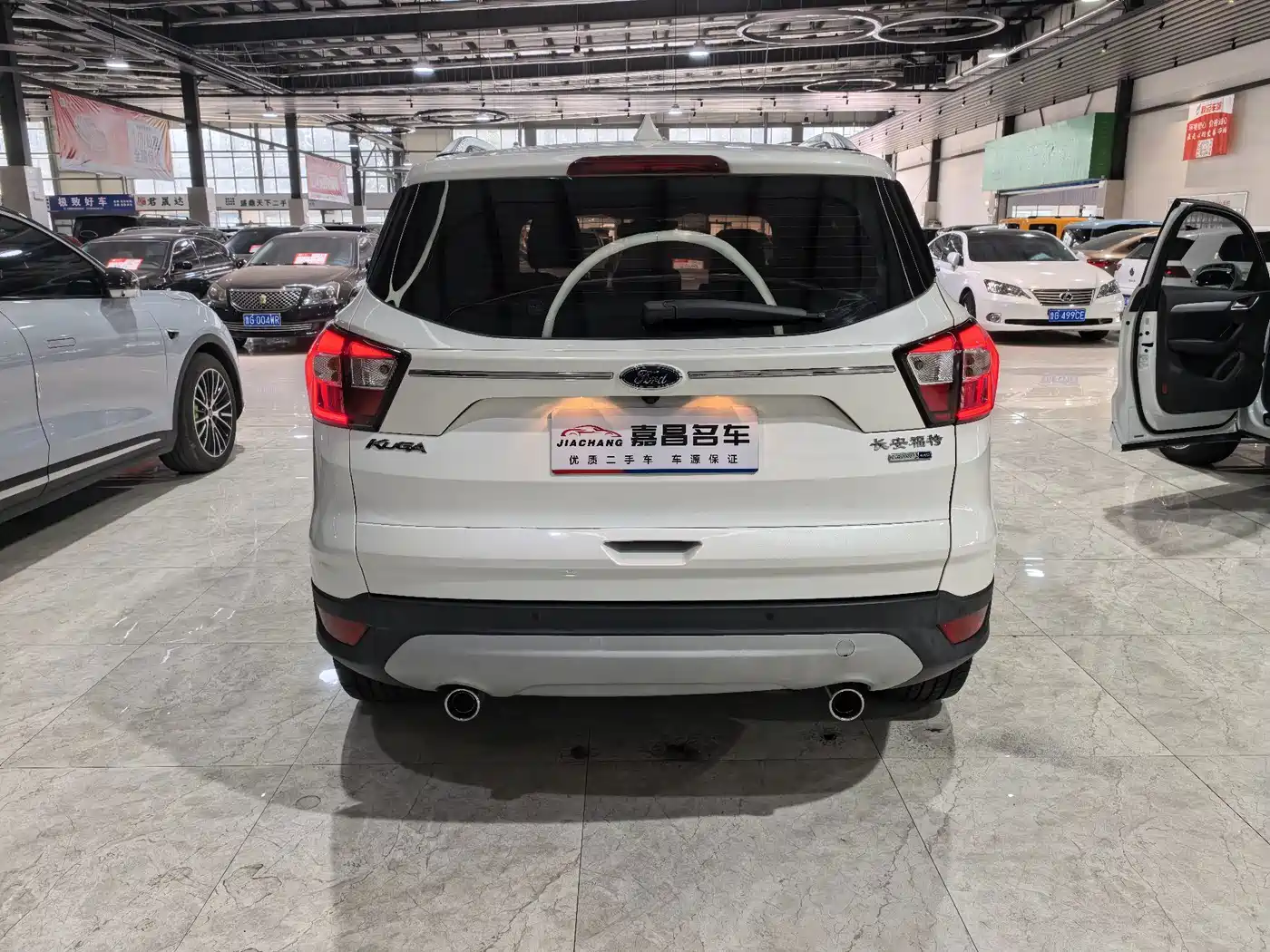 Ford Kuga 2019 2018 EcoBoost 245 AWD Luxury Wing