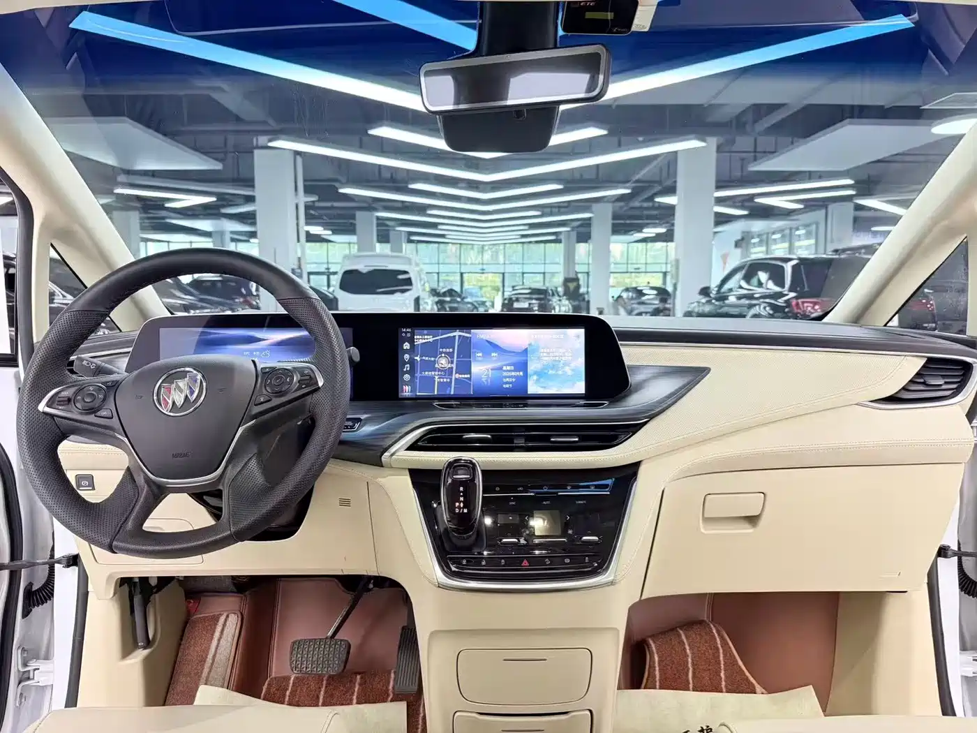 Buick GL8 2023 ES Landmaster Luxury фото 8