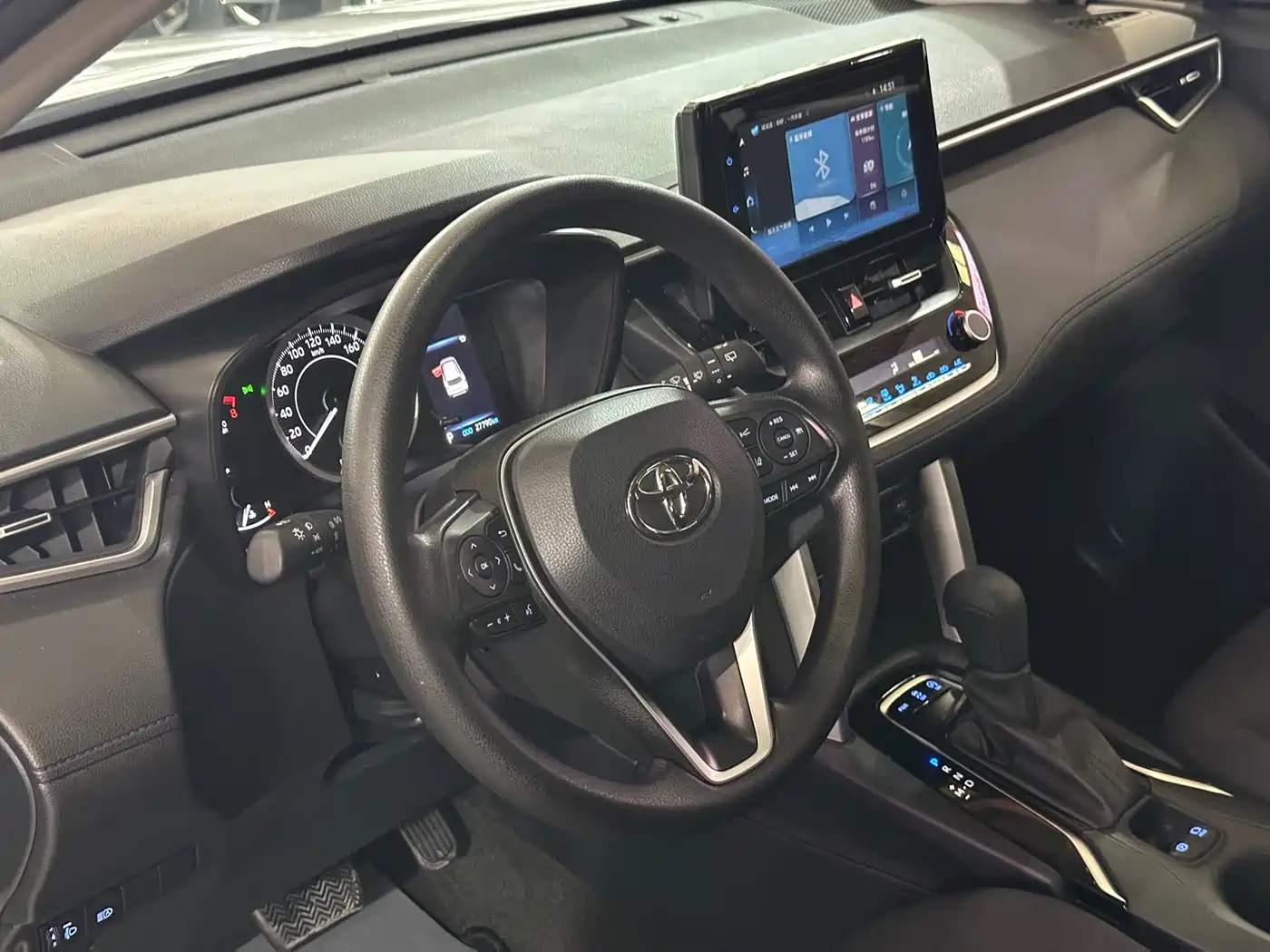 Toyota Corolla Cross 2022 2.0L Luxury Edition фото 5