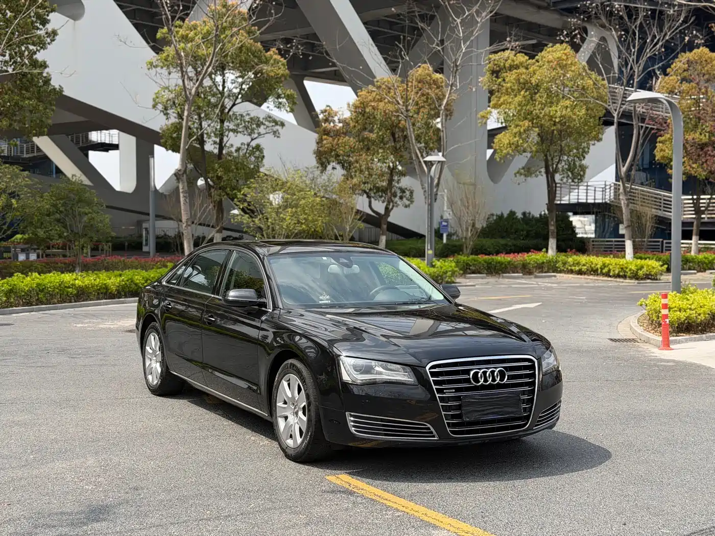 Audi A8 2013 A8L 50 TFSI quattro Luxury фото 3