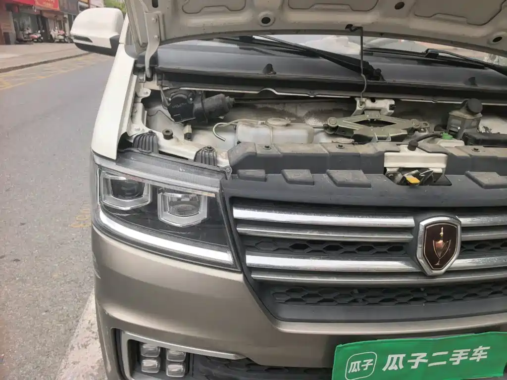 Jinbei New Hiace S 2024 2023 1.5L Fortune Van 2/5-seater AC Version SWC15M