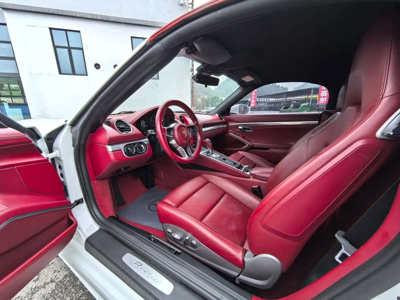 Porsche 718 2016 Boxster 2.0T фото 5