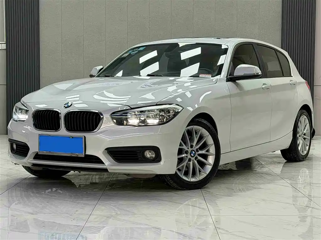 BMW 1 Series (Import) 2016 120i Leading Model
