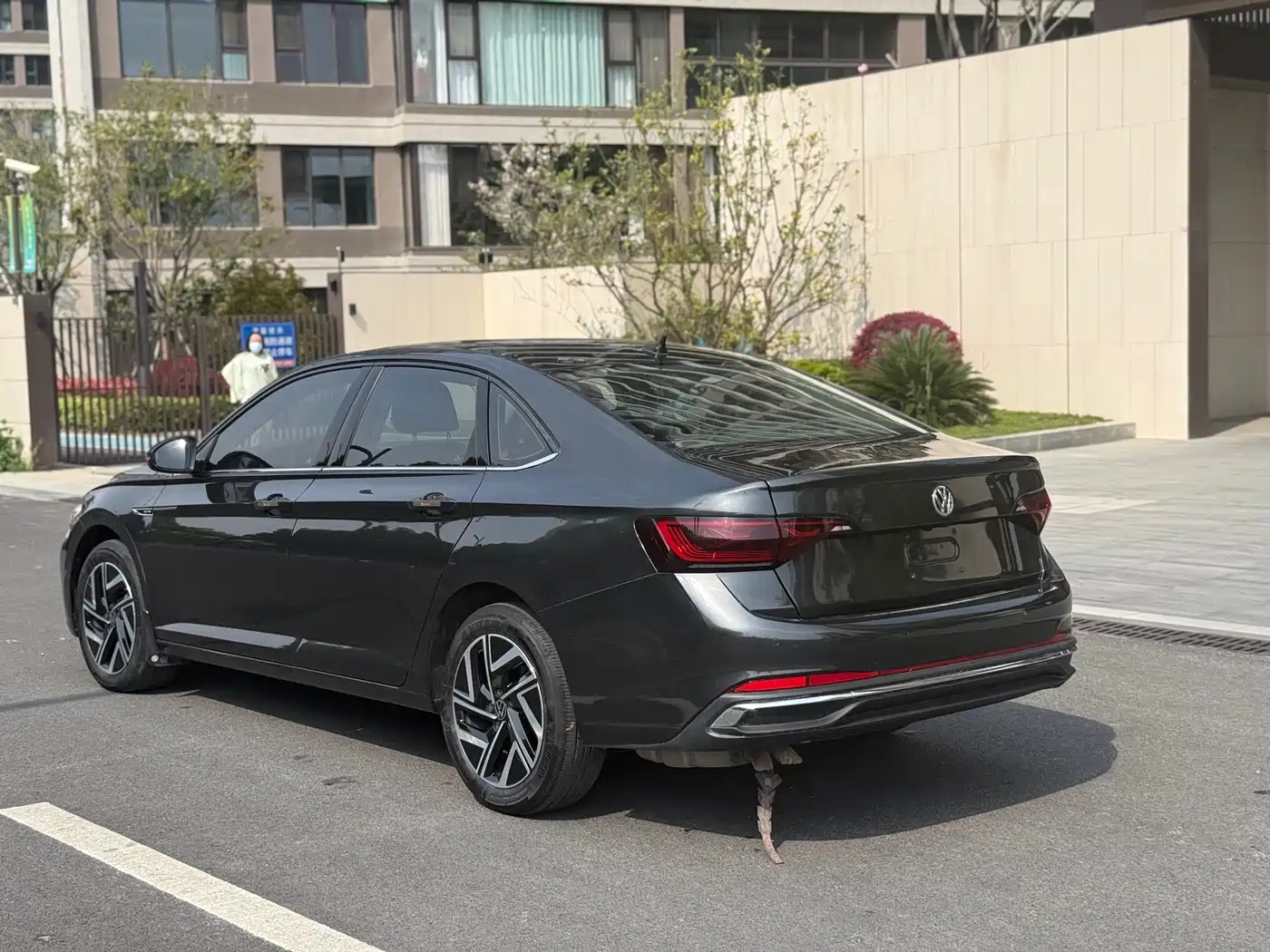 Volkswagen Sagitar 2024 300TSI DSG Surpass Edition фото 7