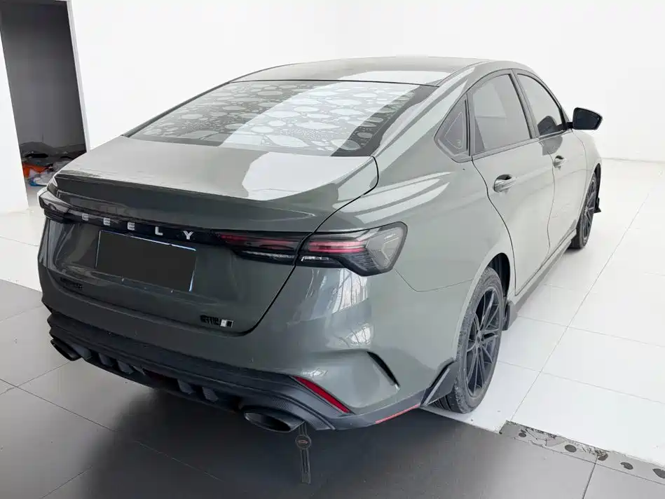 Фото 7 - Geely Binrui