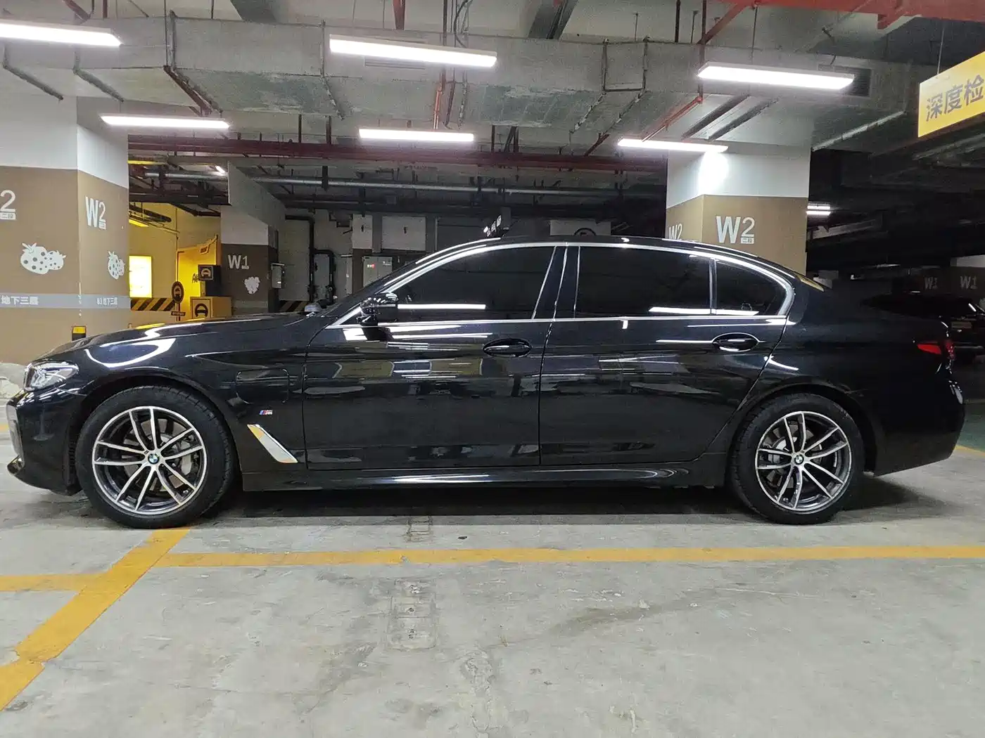 BMW 5 Series 2021 Facelift 530Li Leading M Sport Package фото 2