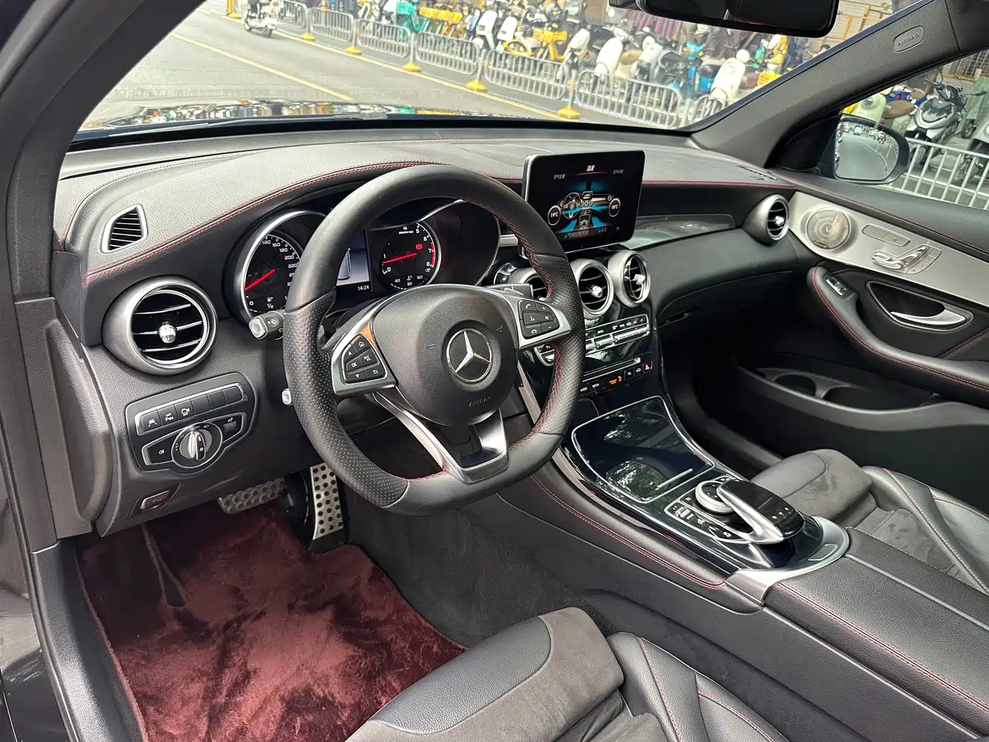 Mercedes-Benz GLC AMG 2017 AMG GLC 43 4MATIC фото 4