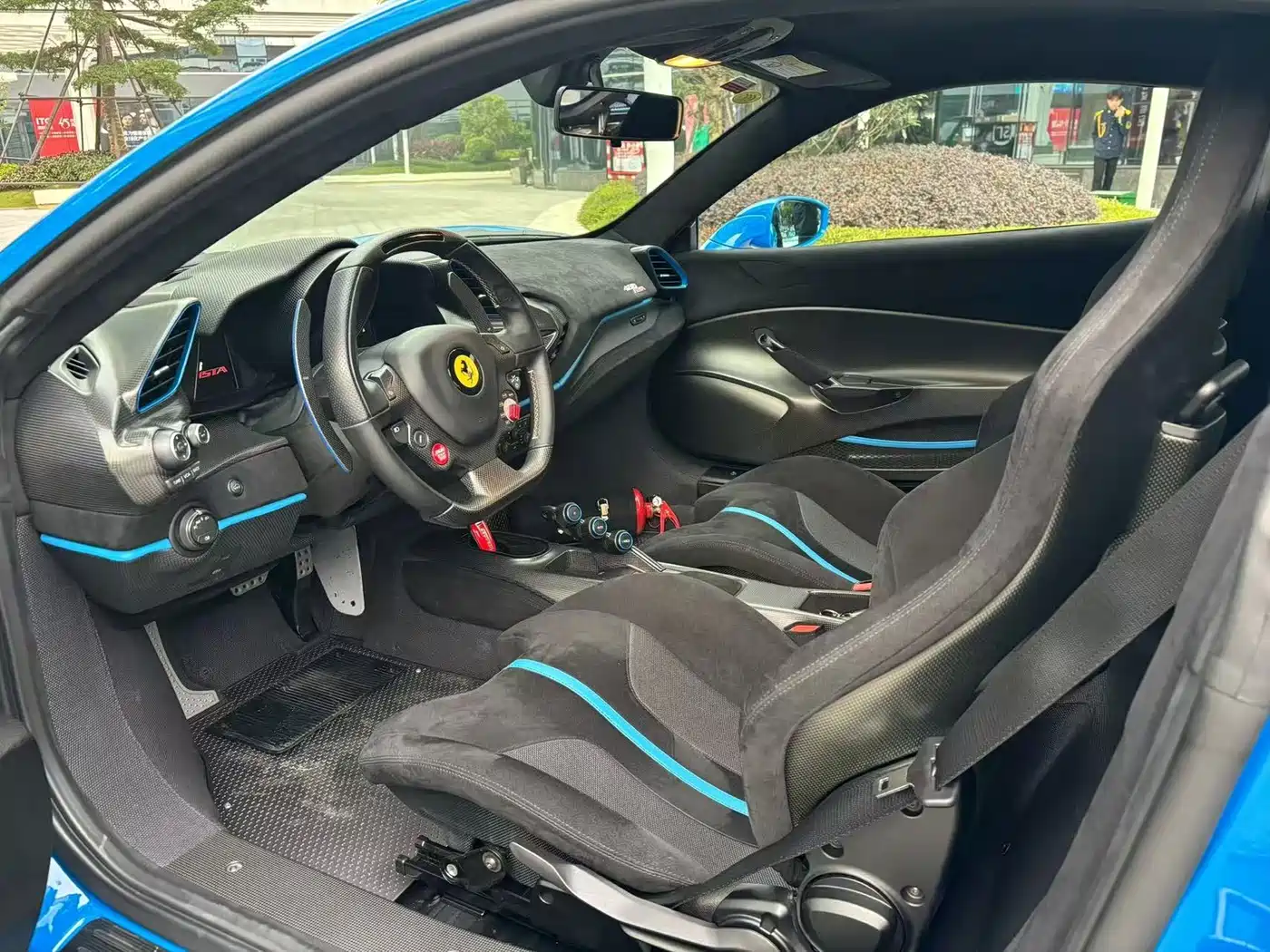 Ferrari 488 2018 488 Pista фото 5