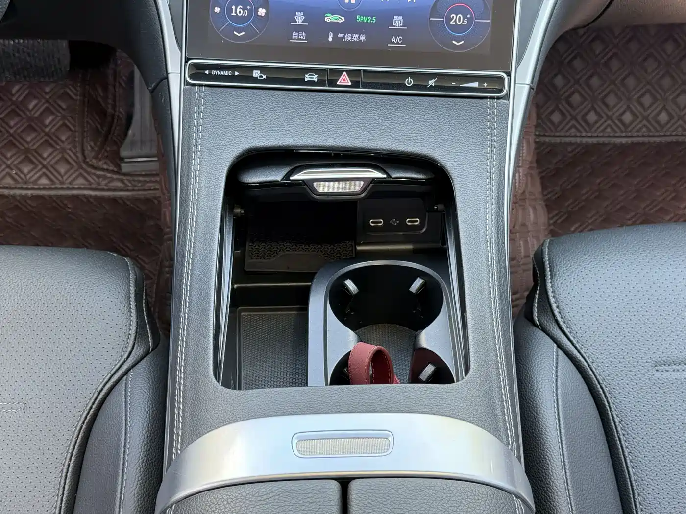 Mercedes-Benz C-Class 2023 Facelift C 260 L Sport Edition фото 21