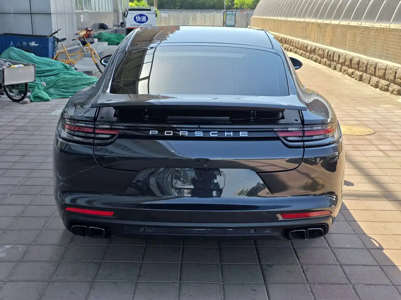 Porsche Panamera 2017 Panamera 4 Executive Long Wheelbase 3.0T фото 5