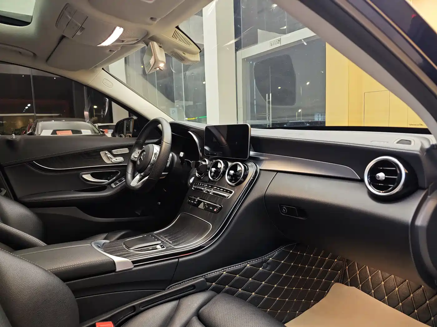 Mercedes-Benz C-Class 2020 Facelift C 260 L Sport фото 33