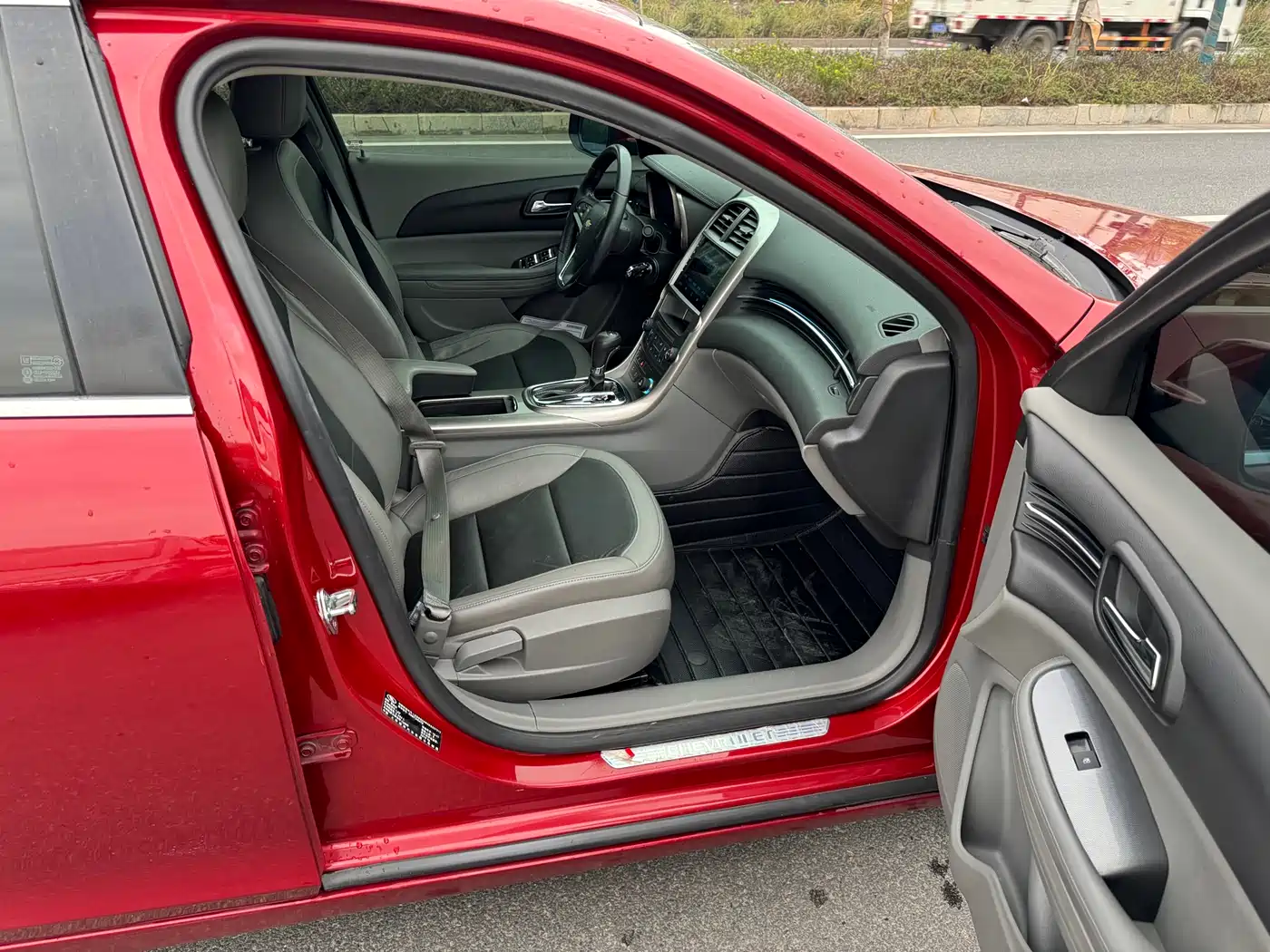 Chevrolet Malibu 2013 2.4L Automatic Luxury Edition фото 9