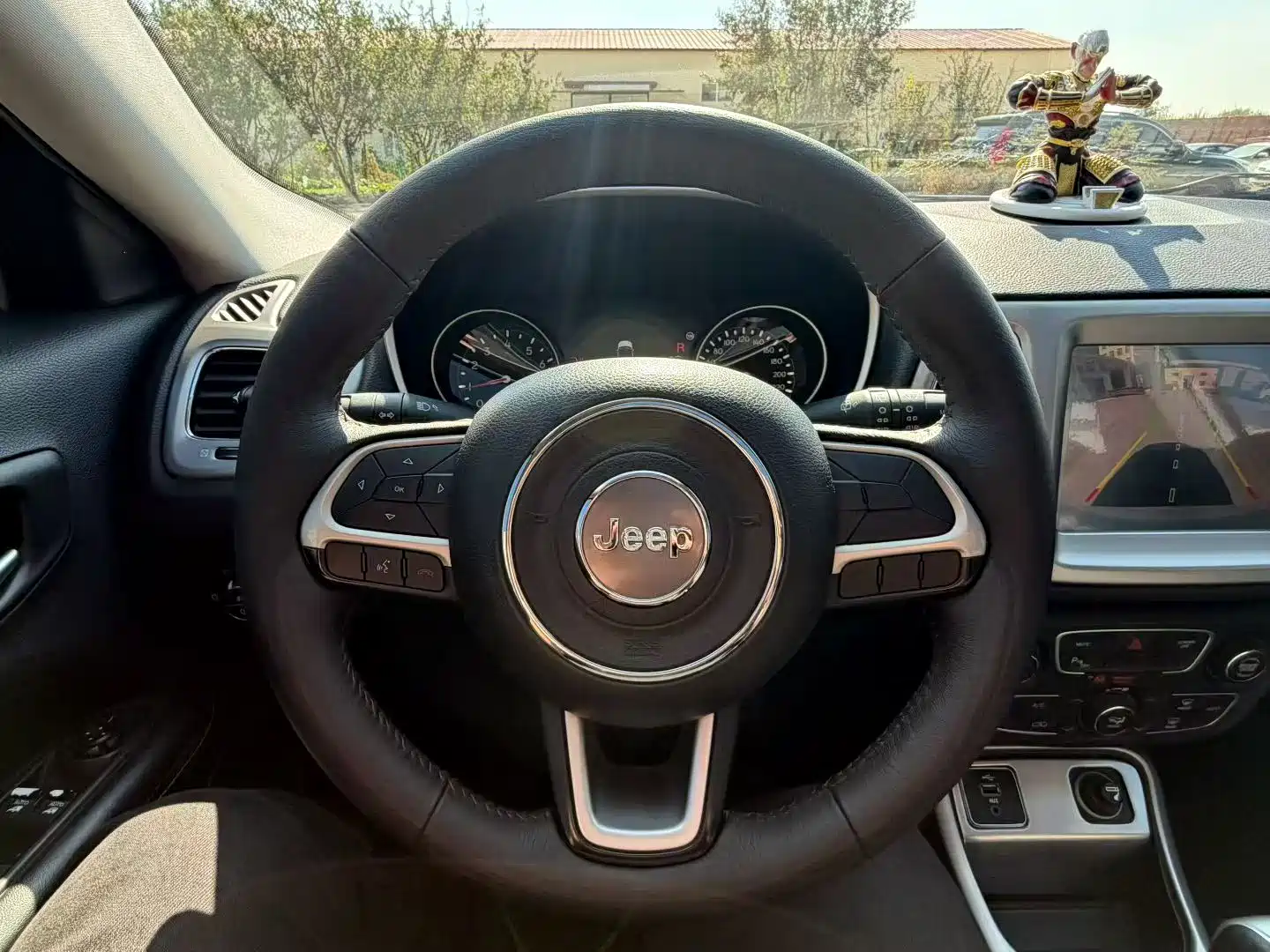 Фото 5 - Jeep Compass