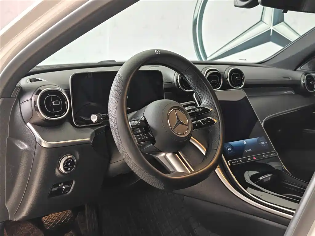 MERCEDES-BENZ CLASS C
