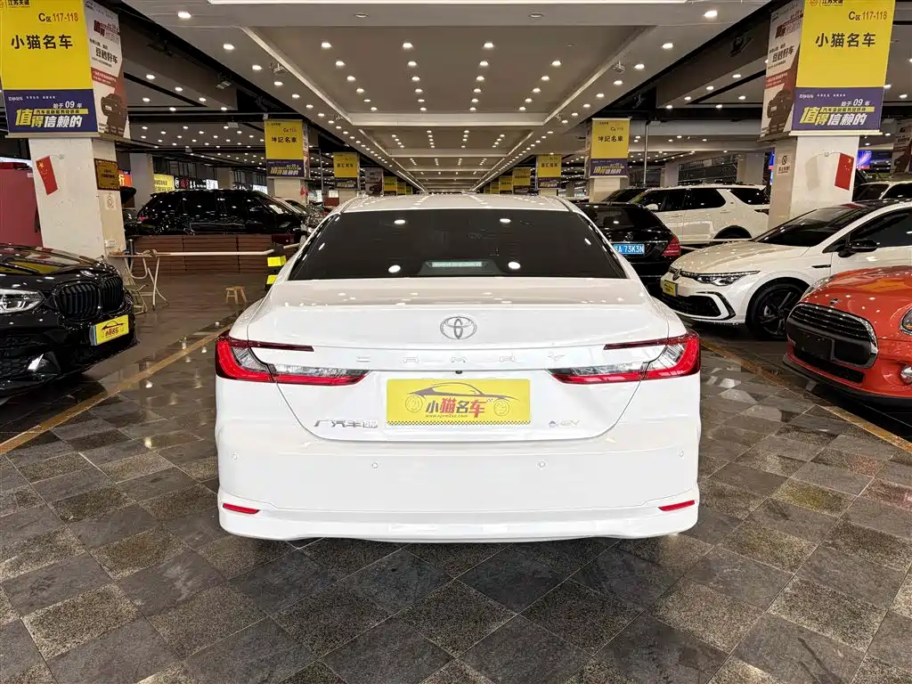 Toyota Camry 2024 Hybrid 2.0HGVP Luxury Edition фото 36