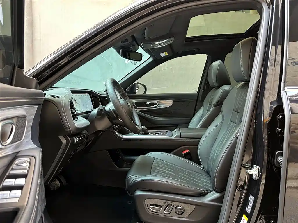 GAC Trumpchi Trumpchi GS8 2024 Navigator Series 2.0TGDI 2WD Luxury Smart Connect Edition фото 9