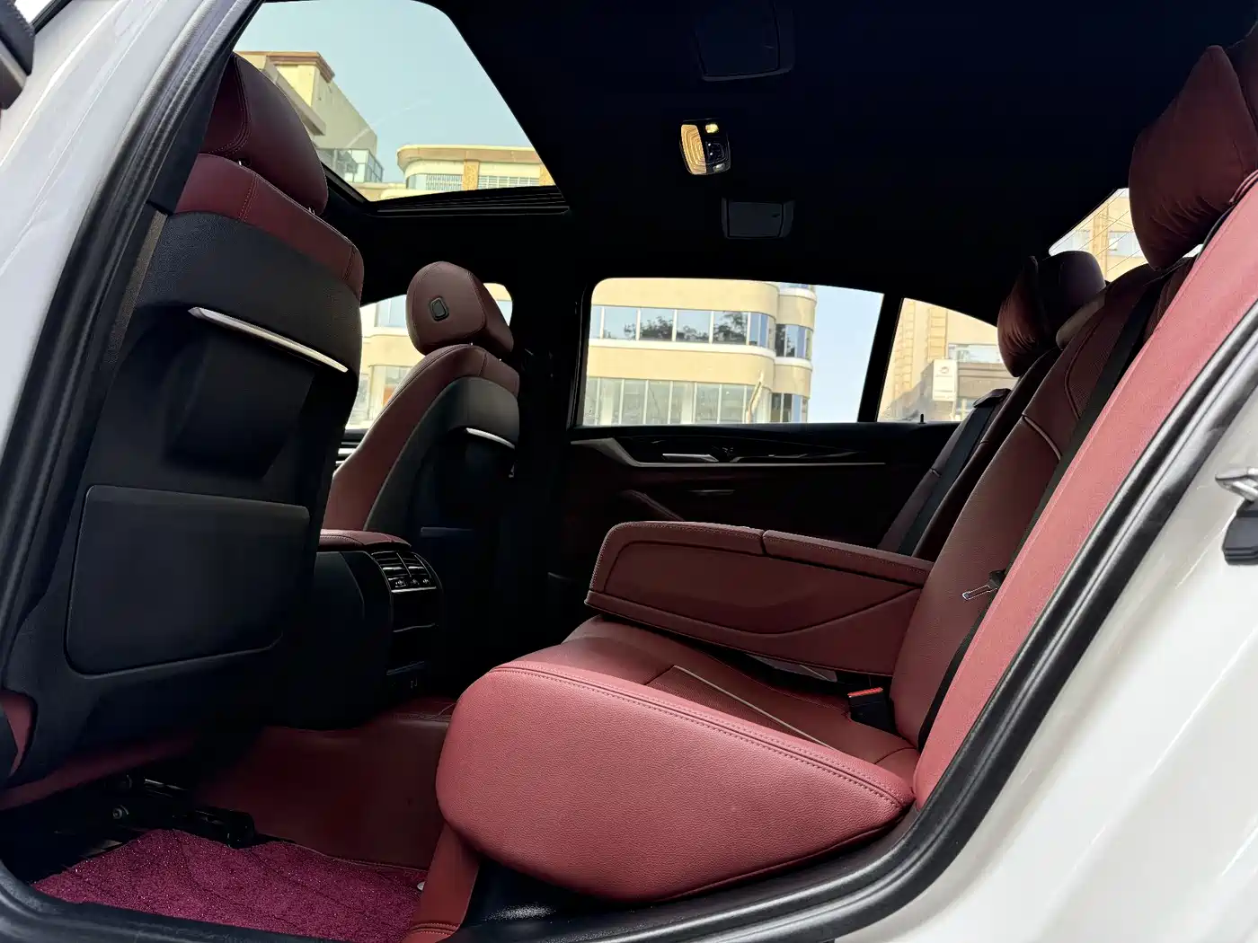 BMW 5 Series 2022 525Li M Sport Package фото 9