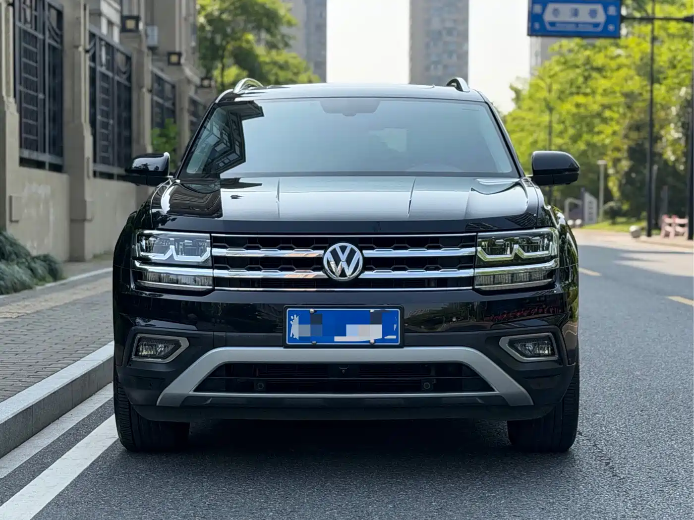 Volkswagen Teramont 2020 330TSI 2WD Luxury China VI фото 2
