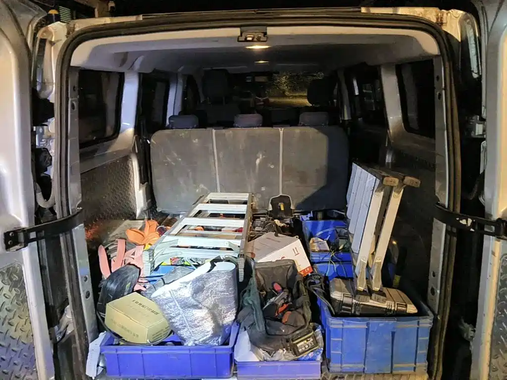 Ford Transit 2023 2023 Model 2.0T Diesel Manual Multi-Purpose Commercial Vehicle Short Wheelbase Low Roof 5/6-Seater