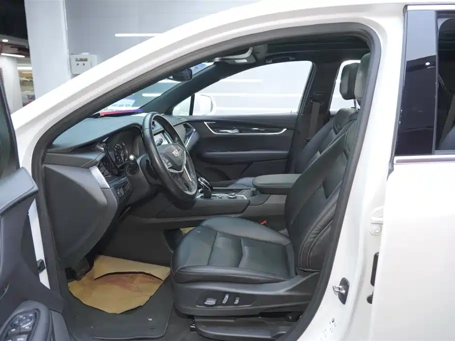 Cadillac XT5 2020 28T AWD Luxury Model фото 14