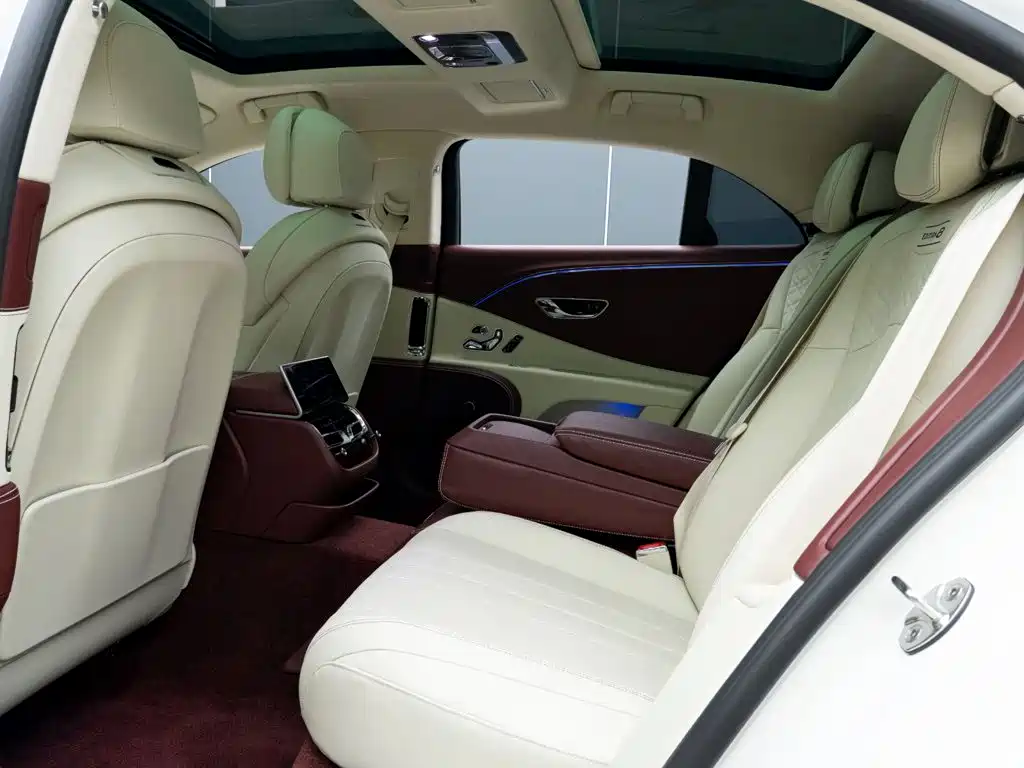 Bentley Flying Spur 2024 2024 V8 Edition 8