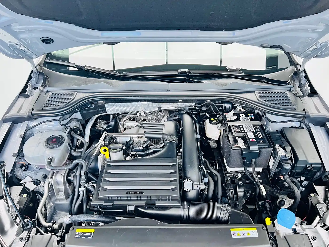 Volkswagen Golf 2024 2023 Facelift 280TSI DSG Pro