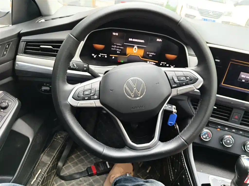 Volkswagen Bora 2023 200TSI DSG Comfort Edition фото 11