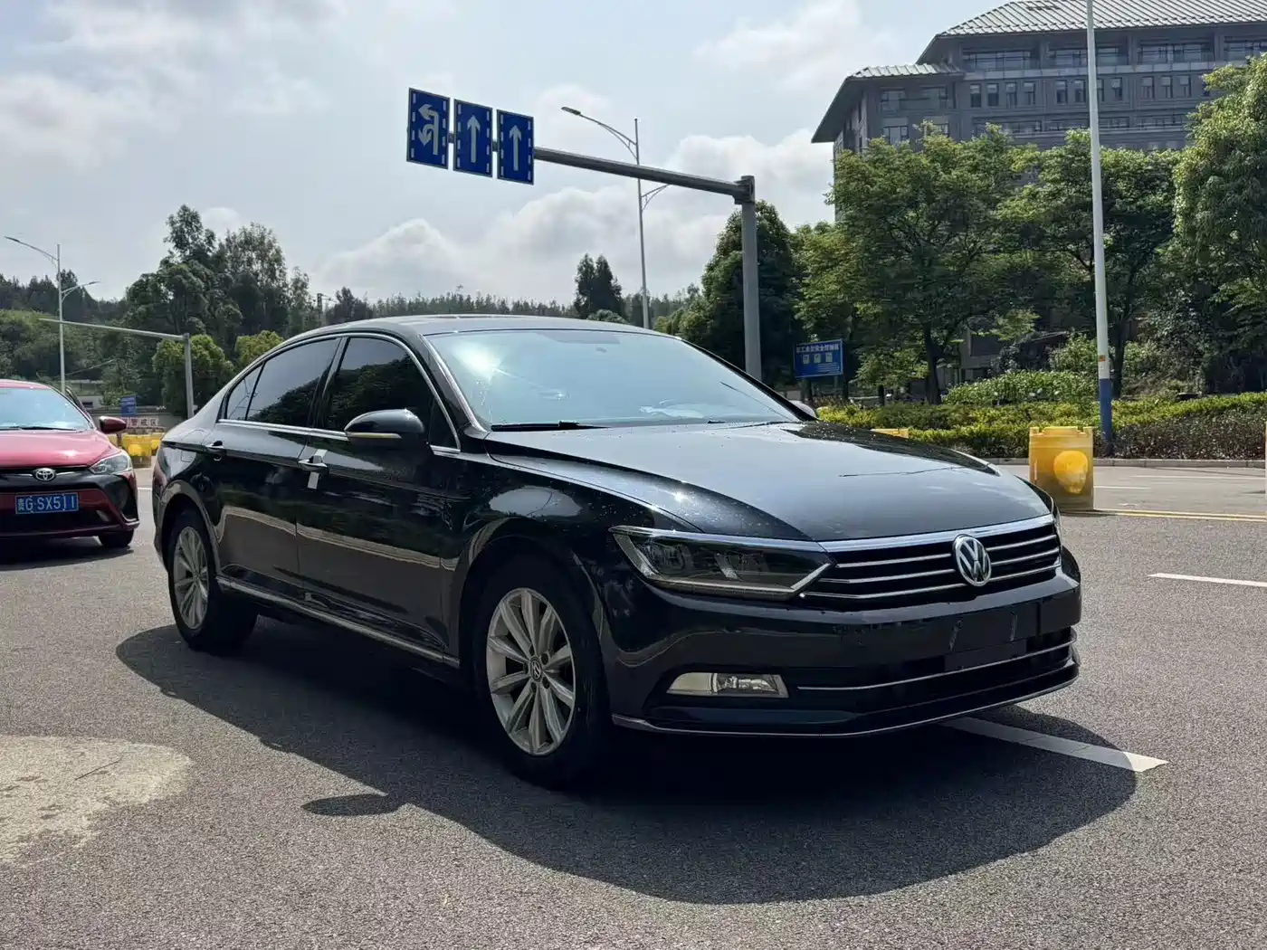 Volkswagen Magotan 2019 330TSI DSG Leading China VI фото 2