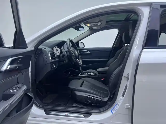 BMW 1 Series 2019 118i M Sport Package фото 15