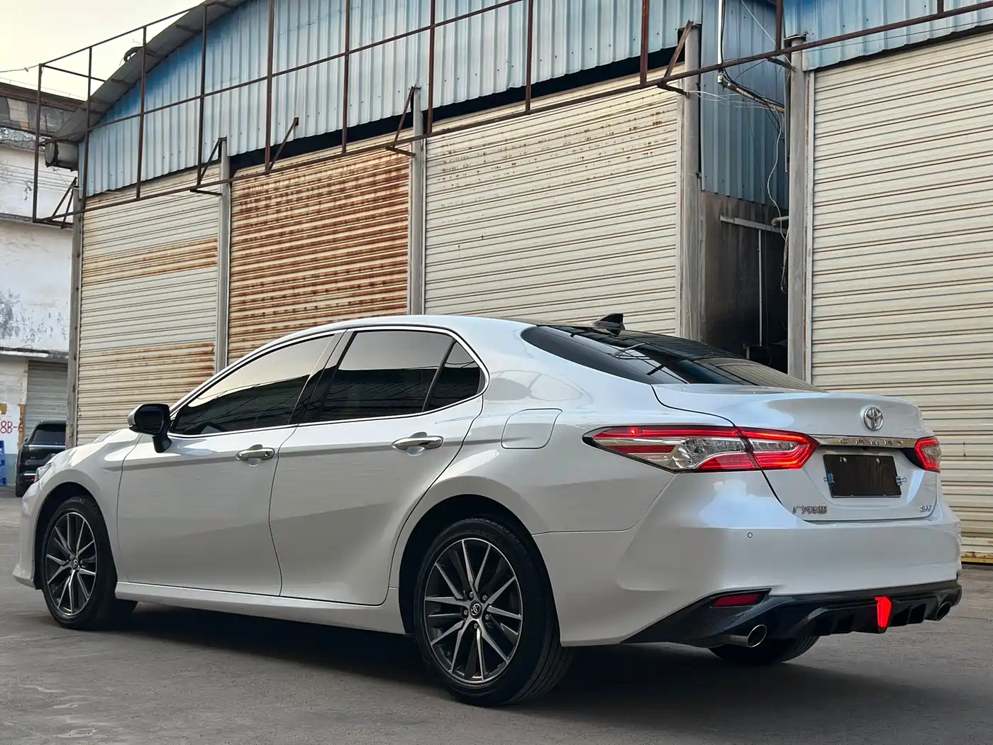 Toyota Camry 2023 2.5G Luxury Edition фото 6